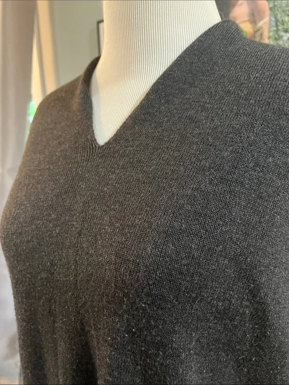 VINTAGE JILLIAN JONES ACRYLIC WOOL BLEND v NECK KNIT SWEATER VEST GRAY SIZE M